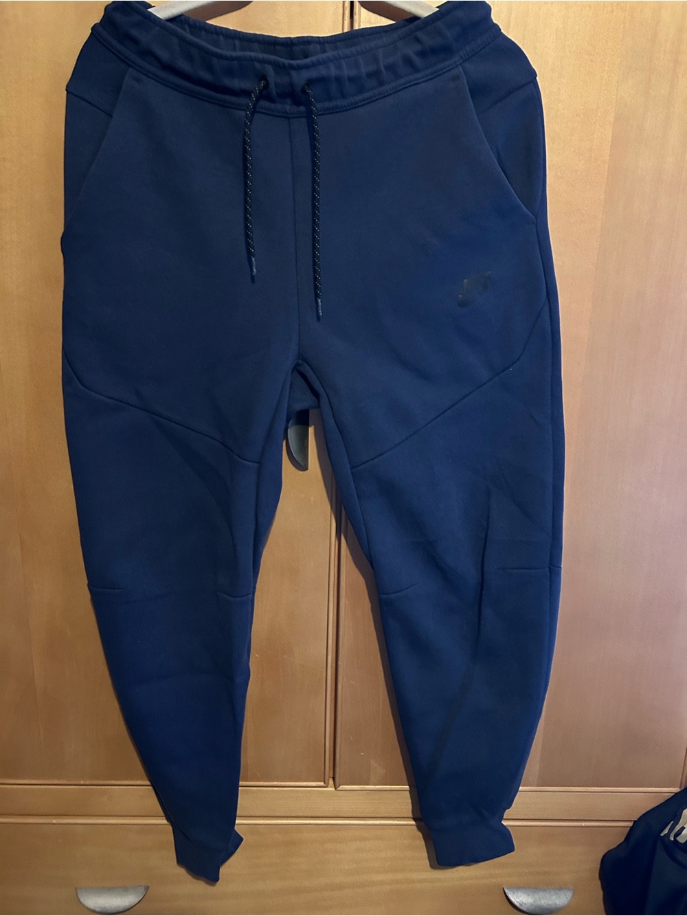 Nike Men’s small Tech Fleece Jogger Pants